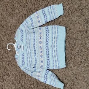 Girls size old navy snowflake sweater